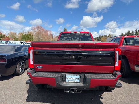 Used 2026 Ford F450 Platinum w/ FX4 Off-Road Package image 7