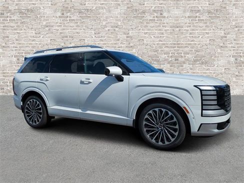 Used 2026 Hyundai Palisade Calligraphy image 1