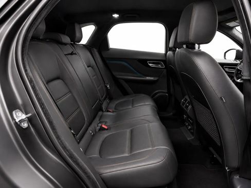 Used 2019 Jaguar F-PACE Prestige AWD/4WD image 16