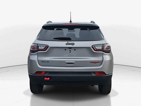 Used 2022 Jeep Compass Trailhawk w/ Trailhawk Elite Group image 6