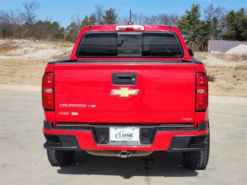 Used 2017 Chevrolet Colorado Z71 image 7