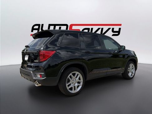 Used 2025 Honda Passport EX-L image 5
