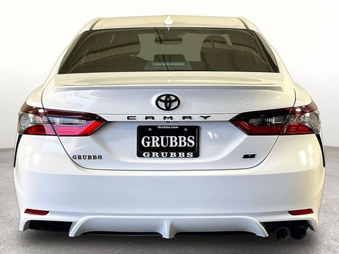 Used 2024 Toyota Camry SE w/ Convenience Package FWD image 5