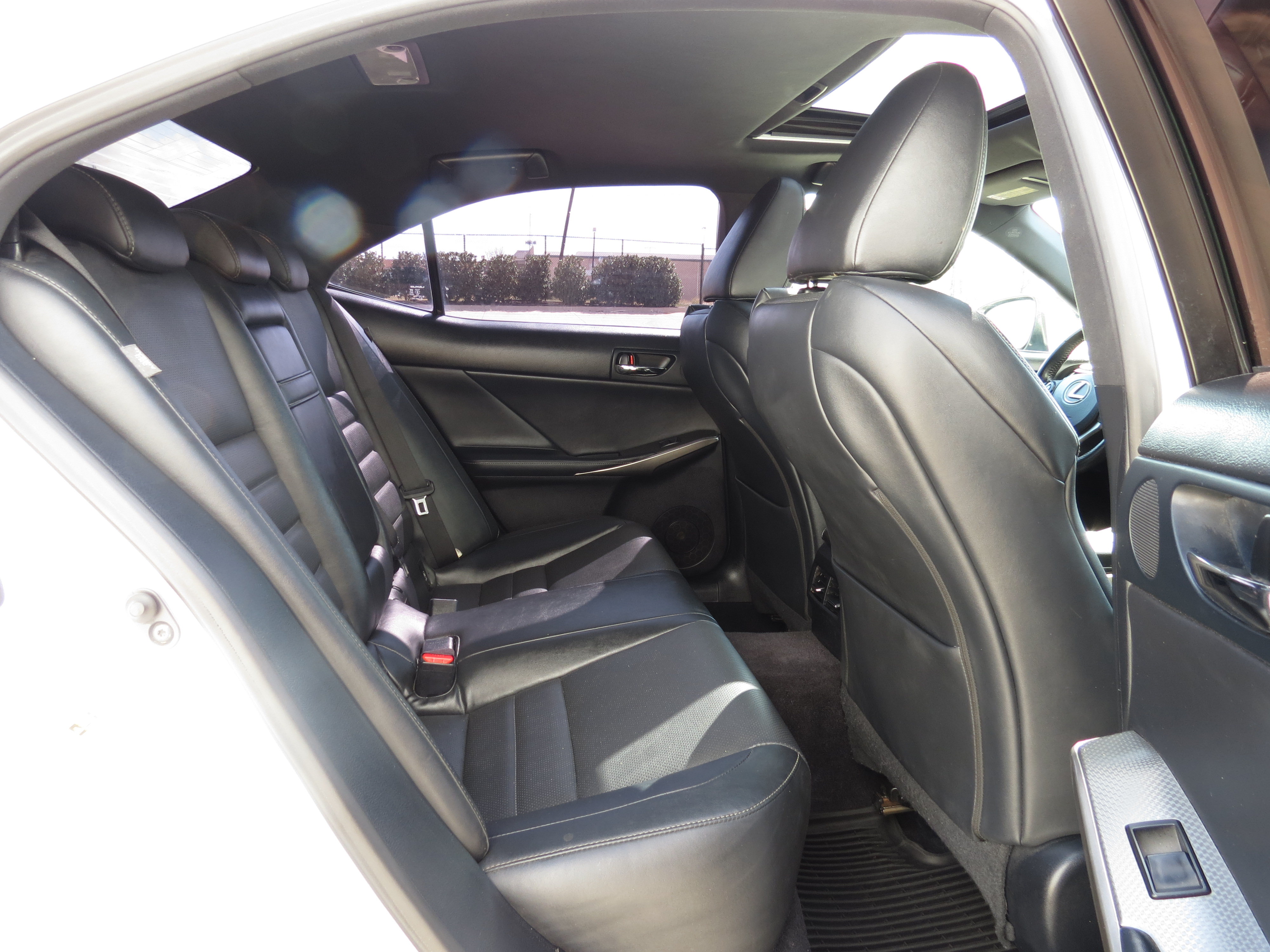 Used 2014 Lexus IS 350 w/ F Sport Package RWD image 31