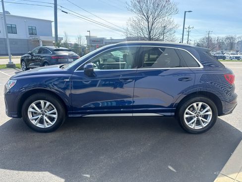 Used 2025 Audi Q3 2.0T Premium w/ Convenience Package image 5