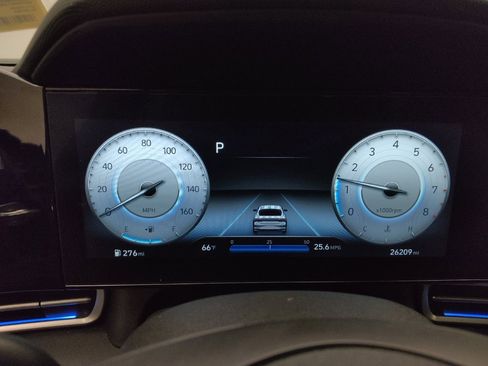 Used 2023 Hyundai Elantra Limited image 23