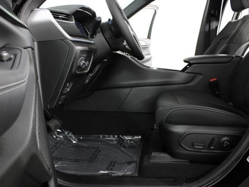 New 2026 Jeep Grand Cherokee L 4WD image 16