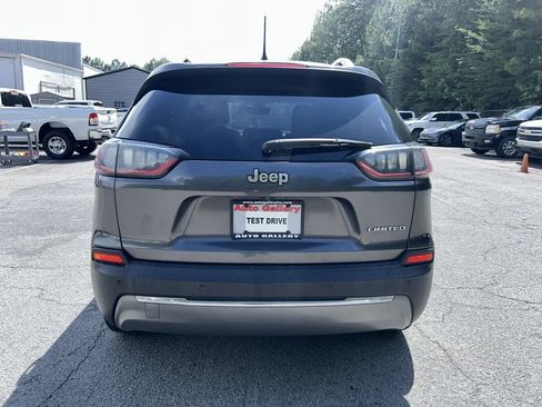Used 2019 Jeep Cherokee Limited FWD image 6