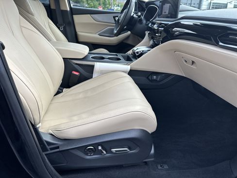 Certified 2025 Acura MDX FWD w/ Technology Package image 15