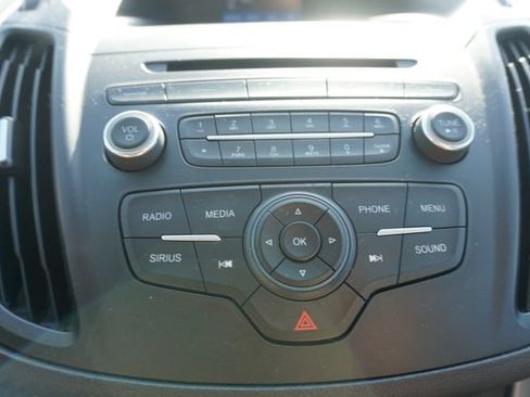 Used 2017 Ford Escape SE AWD/4WD image 18