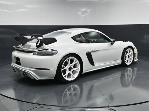 Certified 2024 Porsche 718 Cayman GT4 RS RWD image 8