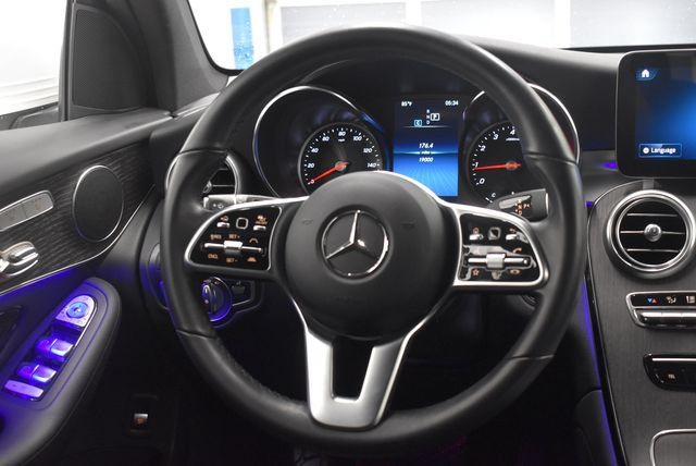 Used 2022 Mercedes-Benz GLC 300 4MATIC image 24