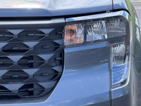 New 2026 Ford Maverick XL FWD image 5