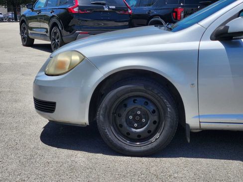 Used 2007 Pontiac G5 FWD image 8