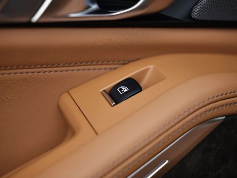 New 2026 BMW X5 xDrive40i w/ M Sport Package image 25