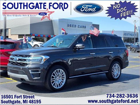 Used 2024 Ford Expedition Limited AWD/4WD image 1