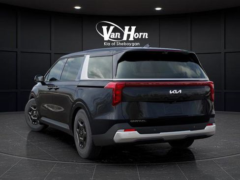 New 2026 Kia Carnival LX image 4