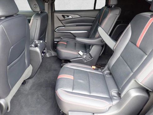 Used 2024 Chevrolet Traverse RS w/ LPO, Floor Liner Package image 9