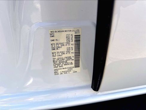 Used 2022 Nissan Frontier SV AWD/4WD image 31