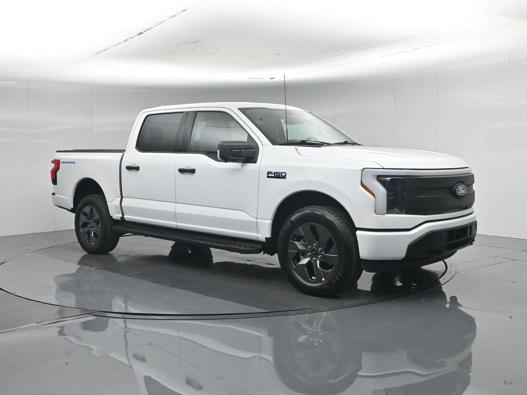 Certified 2024 Ford F150 Lightning XLT AWD/4WD image 28