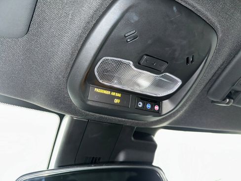 Certified 2024 Chevrolet Trax RS w/ Driver Confidence Package image 15