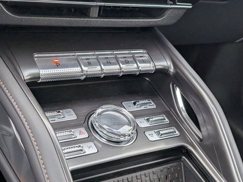 New 2026 Lincoln Nautilus Reserve AWD/4WD image 17