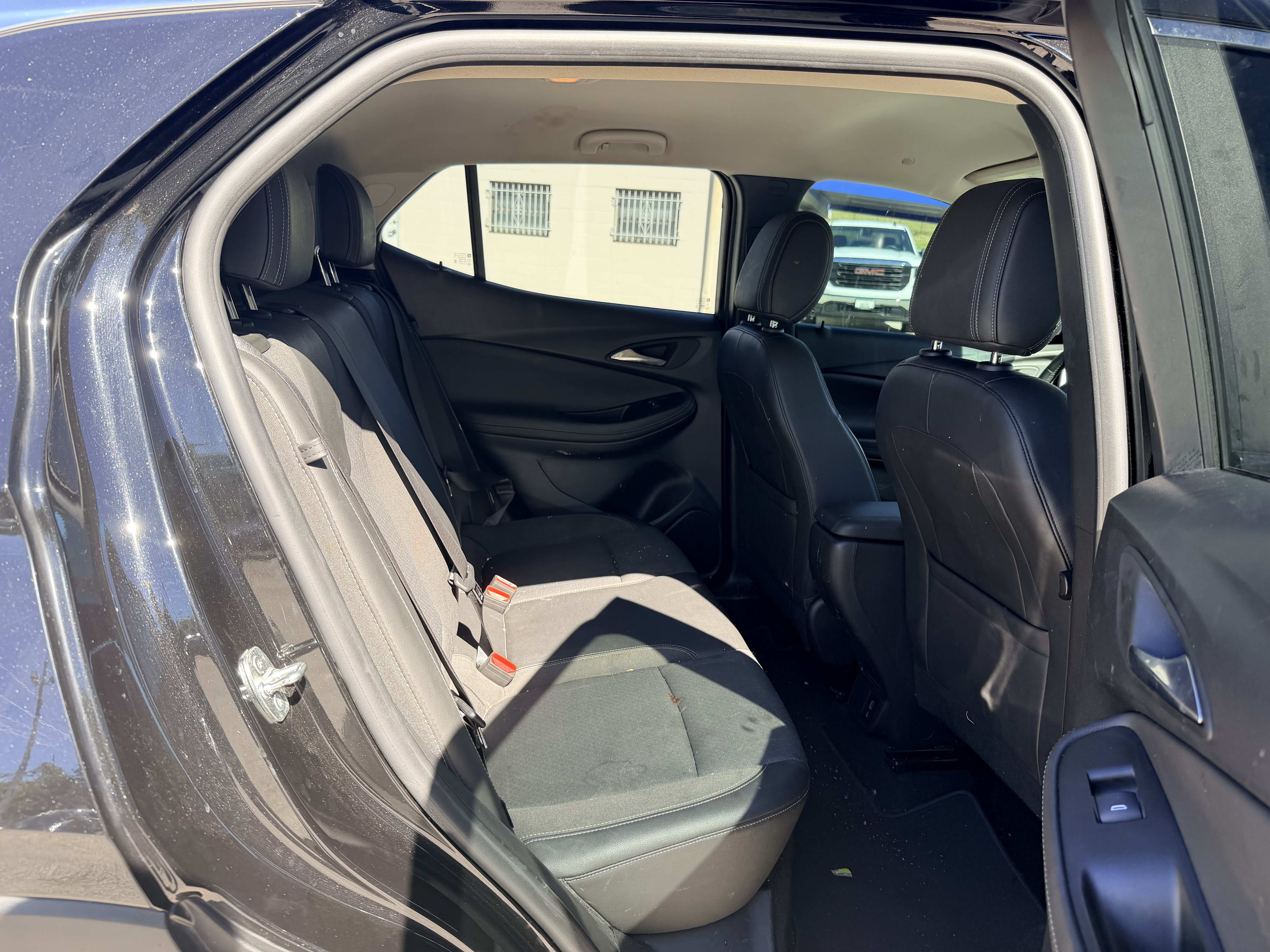Used 2024 Buick Encore GX Preferred FWD image 9