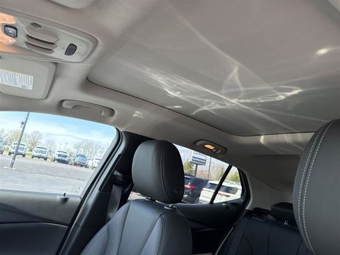 Certified 2023 Buick Encore GX Essence w/ Advanced Technology Package AWD/4WD image 4