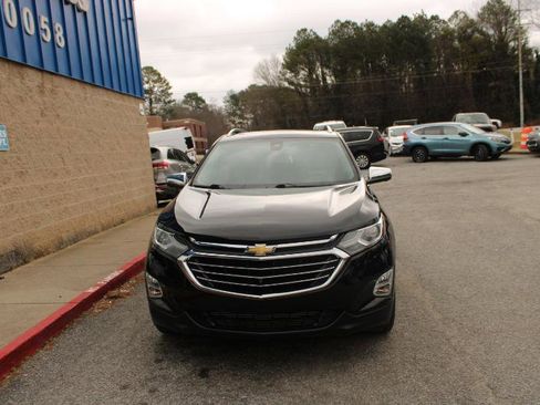 Used 2020 Chevrolet Equinox Premier image 2
