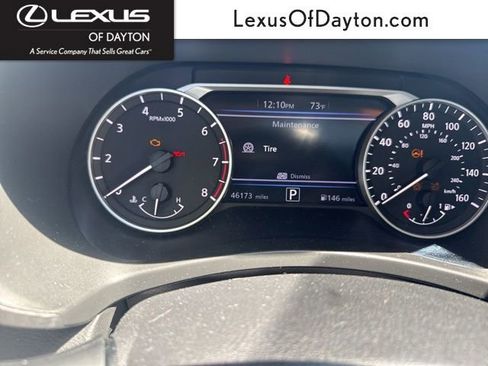 Used 2022 Nissan Sentra SR w/ SR Premium Package FWD image 1