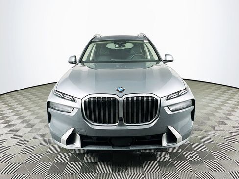 Used 2026 BMW X7 xDrive40i AWD/4WD image 3