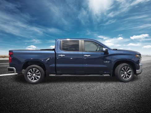Used 2020 Chevrolet Silverado 1500 LT w/ Texas Edition RWD image 19