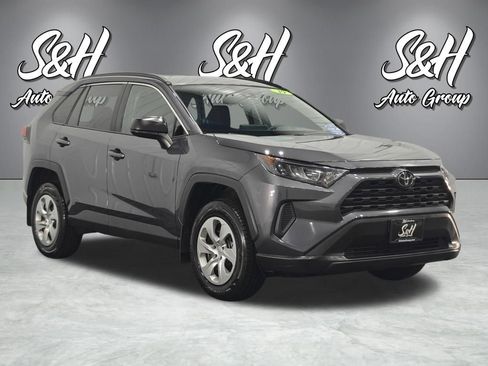 Used 2019 Toyota RAV4 LE w/ All Weather Liner Package AWD/4WD image 2