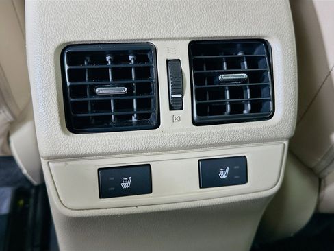 Used 2017 Subaru Outback 2.5i Limited image 28