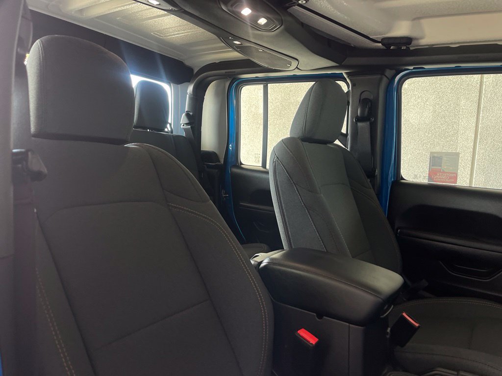 New 2026 Jeep Gladiator Sport AWD/4WD image 12