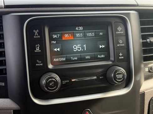 Certified 2017 RAM 1500 Express AWD/4WD image 27