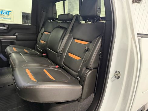 Used 2020 GMC Sierra 3500 AT4 w/ AT4 Premium Package AWD/4WD image 22
