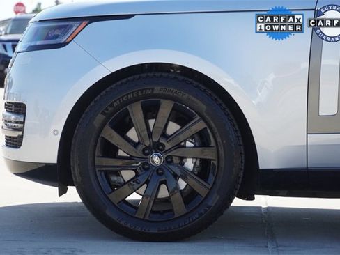 Used 2023 Land Rover Range Rover SE image 5
