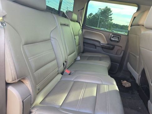 Used 2016 GMC Sierra 2500 Denali w/ Duramax Plus Package AWD/4WD image 11