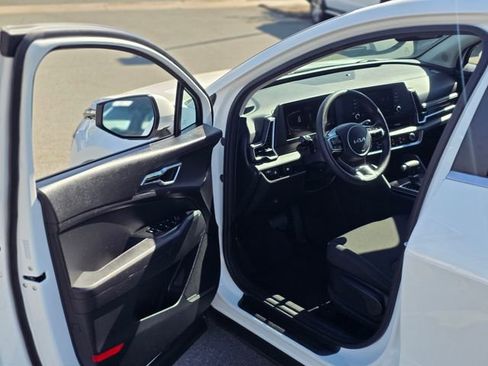 Used 2024 Kia Sportage LX image 35