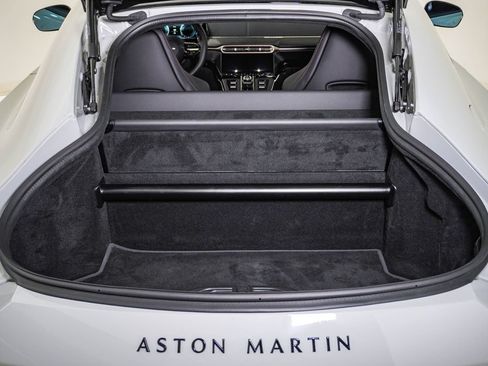 Used 2026 Aston Martin V8 Vantage S RWD image 32