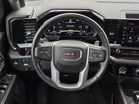 Used 2022 GMC Sierra 1500 Elevation w/ X31 Off-Road Package image 12