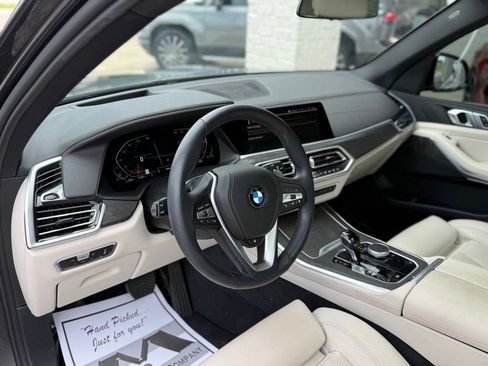 Used 2022 BMW X5 xDrive40i w/ Premium Package AWD/4WD image 11