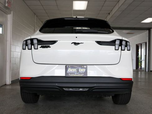 Used 2025 Ford Mustang Mach-E Premium AWD/4WD image 6