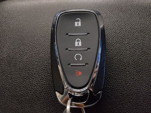 Used 2020 Chevrolet Equinox LS FWD image 32