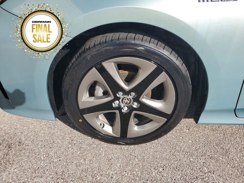 Certified 2019 Toyota Prius XLE image 10