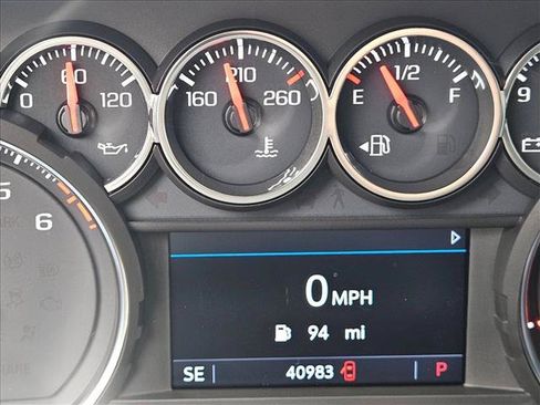 Used 2019 Chevrolet Silverado 1500 LT w/ All-Star Edition RWD image 13