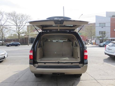Used 2014 Ford Expedition EL XLT w/ Equipment Group 202A AWD/4WD image 24