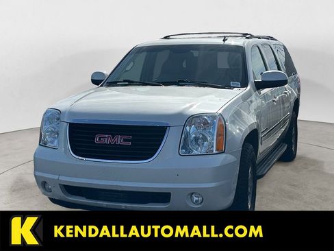 Used 2013 GMC Yukon XL SLT w/ SLT-2 Equipment Package image 1