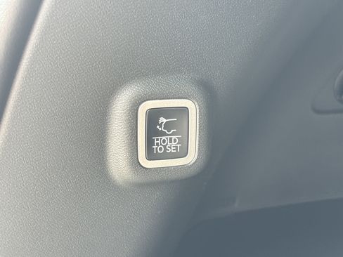 New 2026 Jeep Cherokee Overland w/ Advanced Pro Tech Group image 23